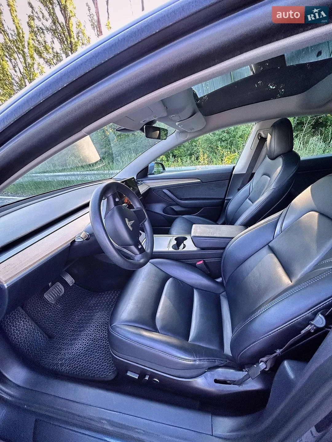 2022 Tesla Model 3 - мініатюра 10