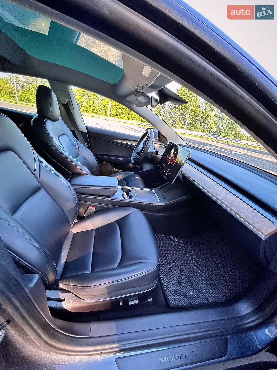 2022 Tesla Model 3 - мініатюра 11