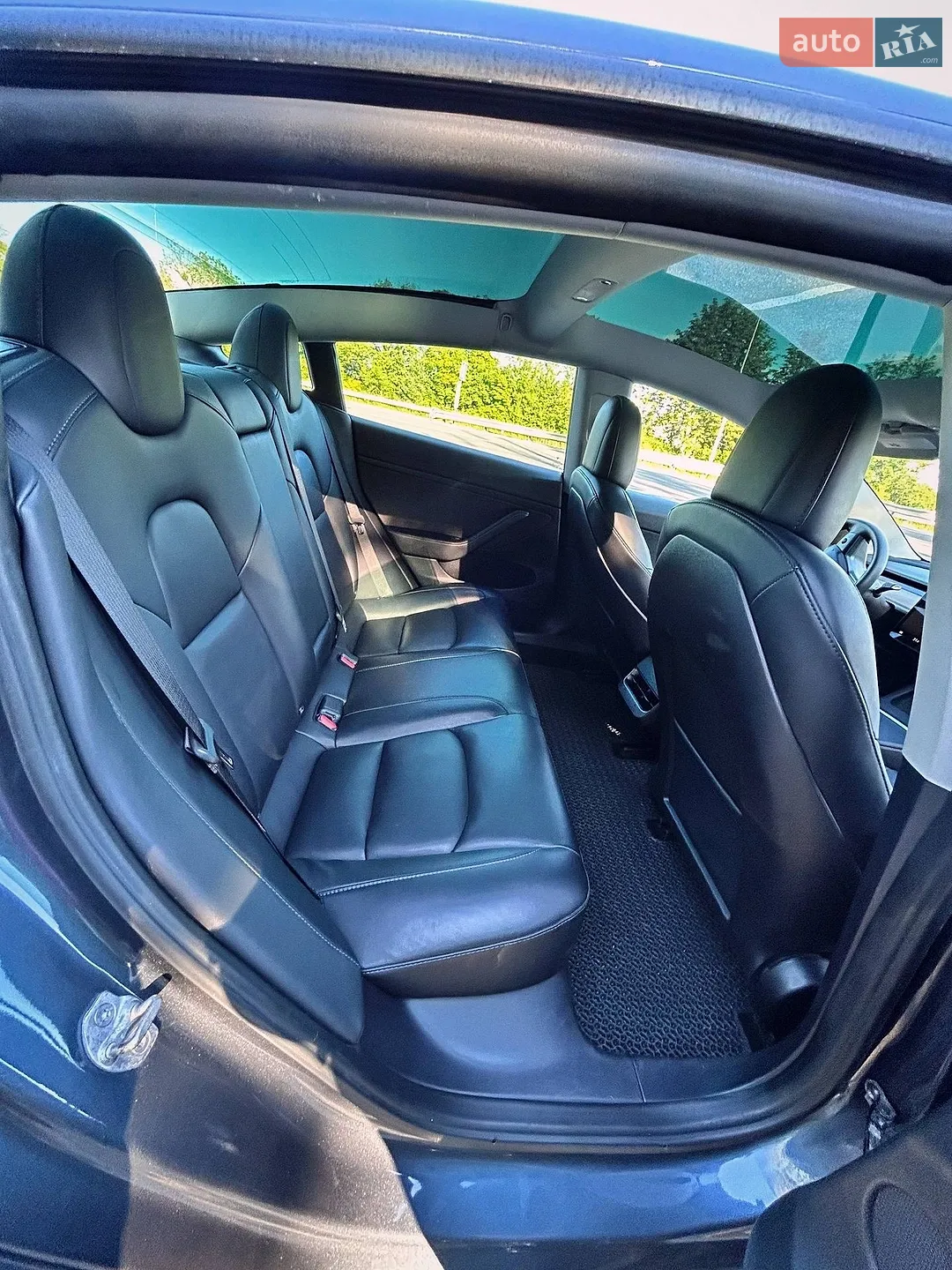 2022 Tesla Model 3 - мініатюра 12