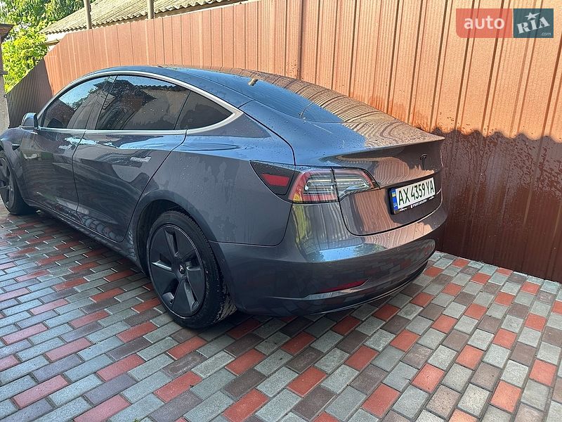 Седан Tesla Model 3 2020 в Харькове