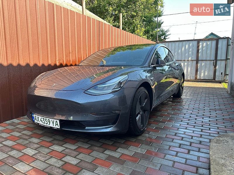 Седан Tesla Model 3 2020 в Харькове