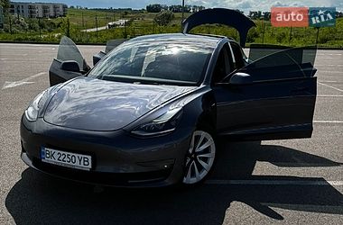 Седан Tesla Model 3 2022 в Рівному фото 7 Седан Tesla Model 3 2022 в Рівному
