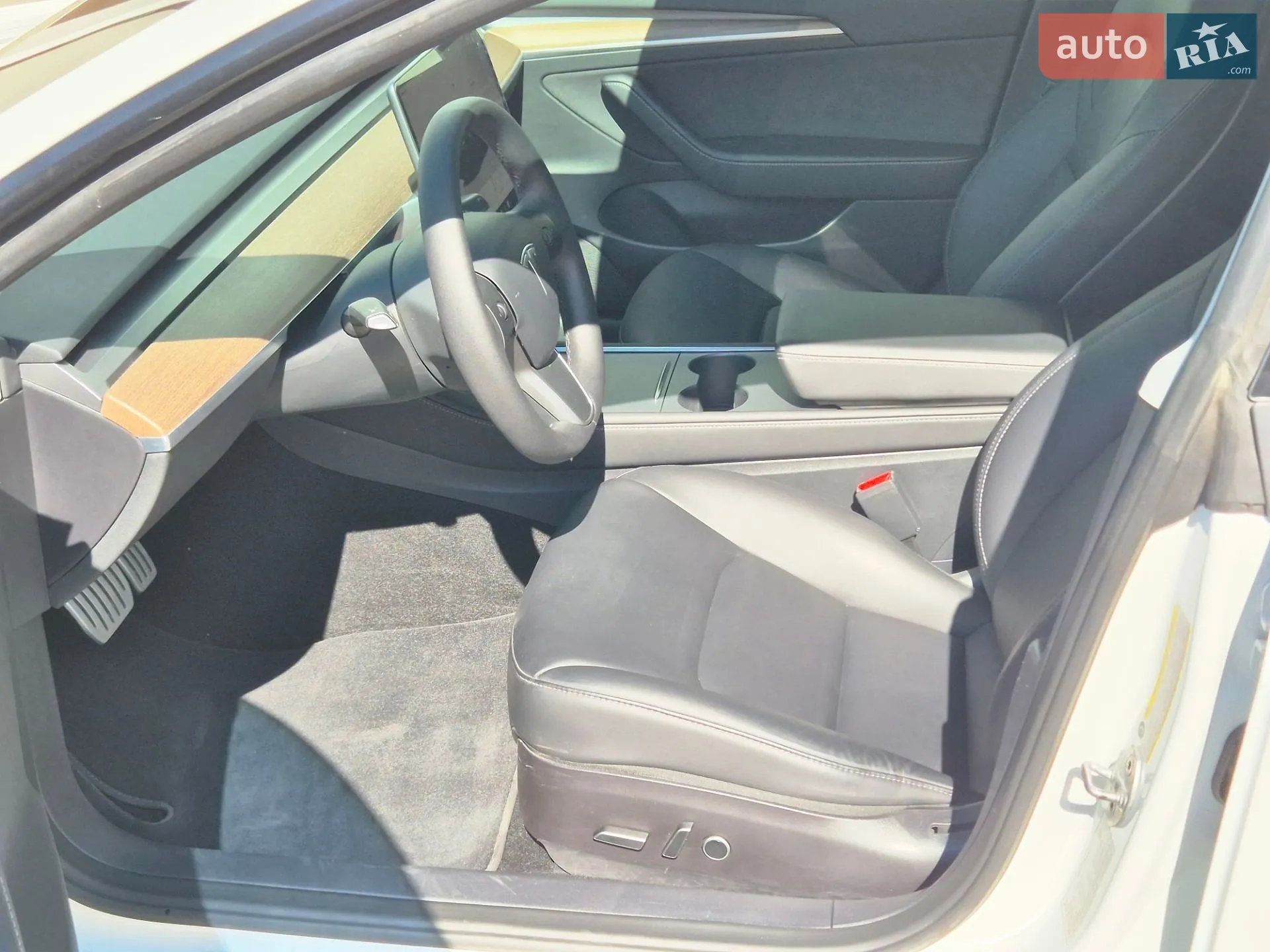 2022 Tesla Model 3 - мініатюра 12
