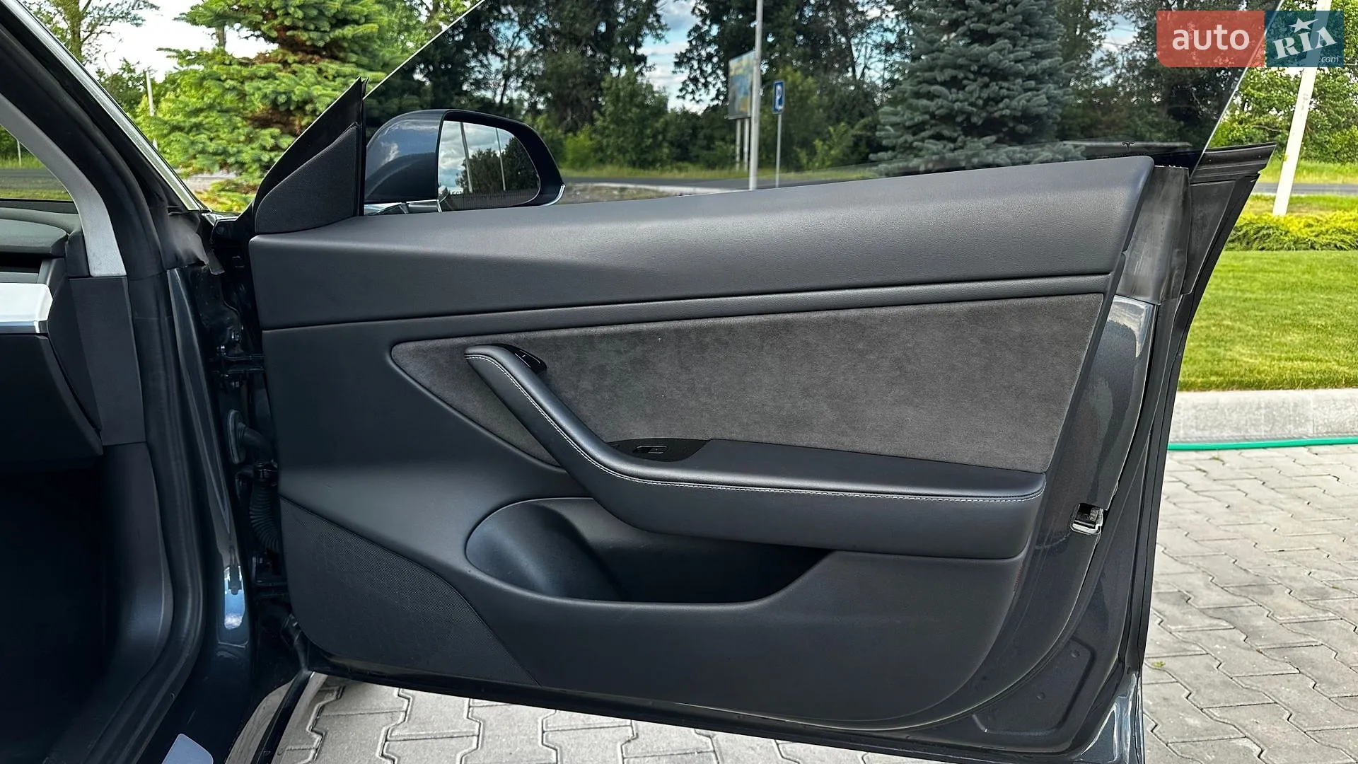 2018 Tesla Model 3 - мініатюра 9