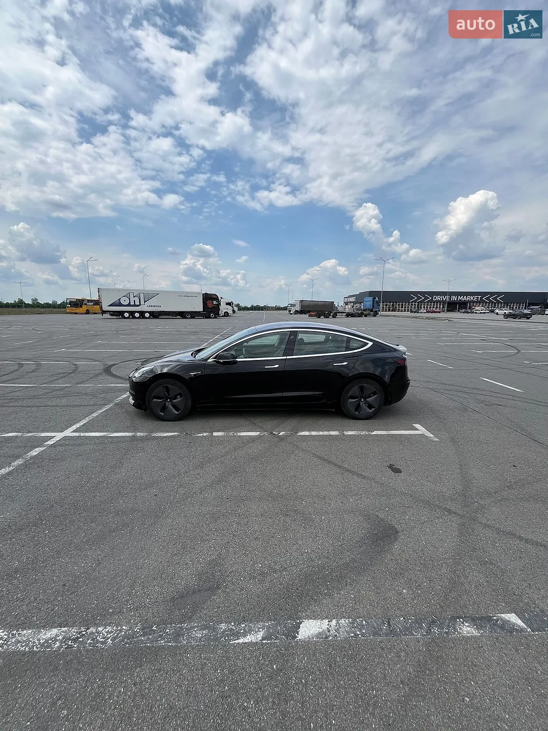 2018 Tesla Model 3 - мініатюра 3