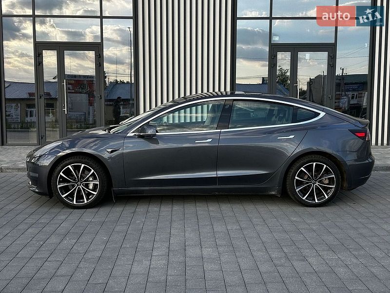 Tesla Model 3 2019 Tesla Model 3 2019