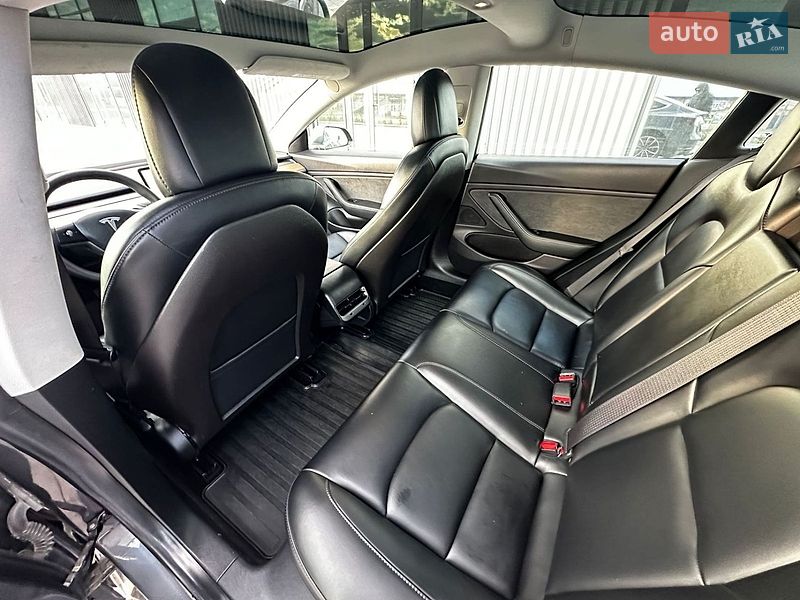 Седан Tesla Model 3 2019 в Киеве фото 25 Седан Tesla Model 3 2019 в Киеве