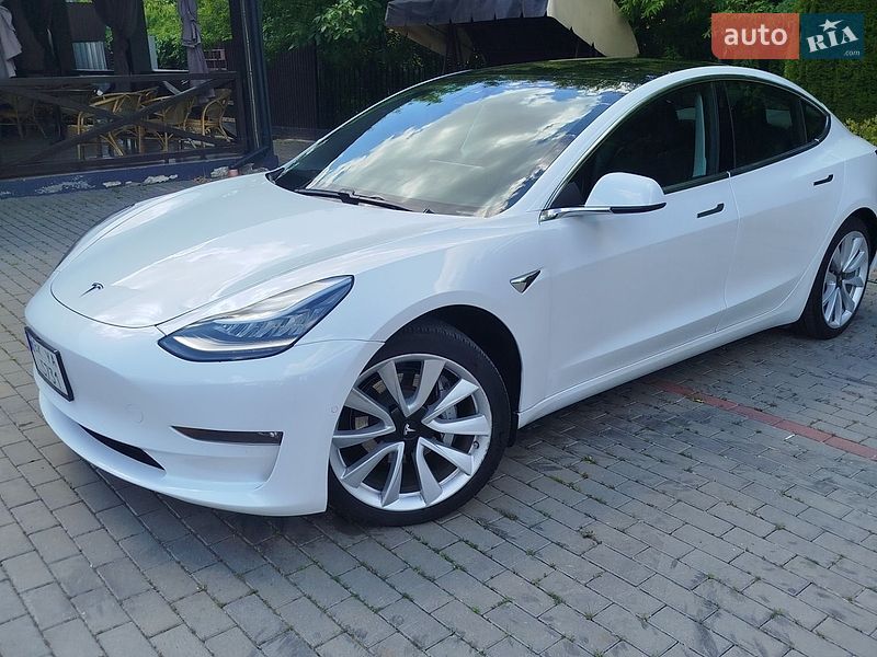 Tesla Model 3 2020 Tesla Model 3 2020