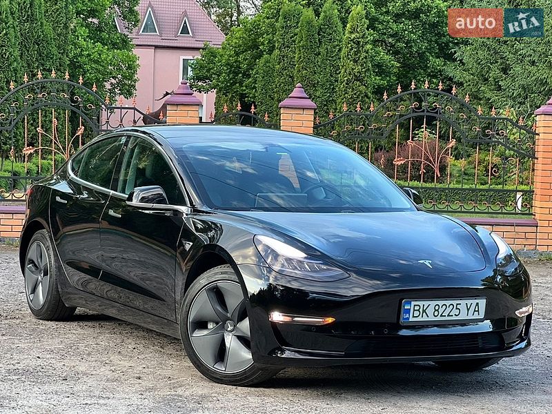 Седан Tesla Model 3 2020 в Сарнах фото 5 Седан Tesla Model 3 2020 в Сарнах