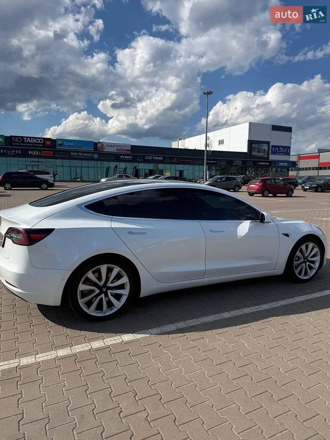 2020 Tesla Model 3 - мініатюра 6
