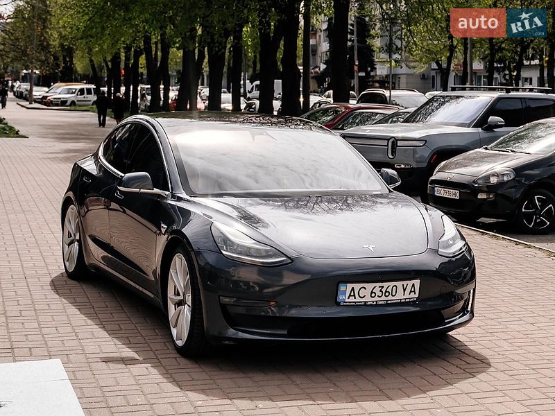 2019 Tesla Model 3, VIN 5YJ3E1EB7KF214082:plate — фото 1 (autoria)