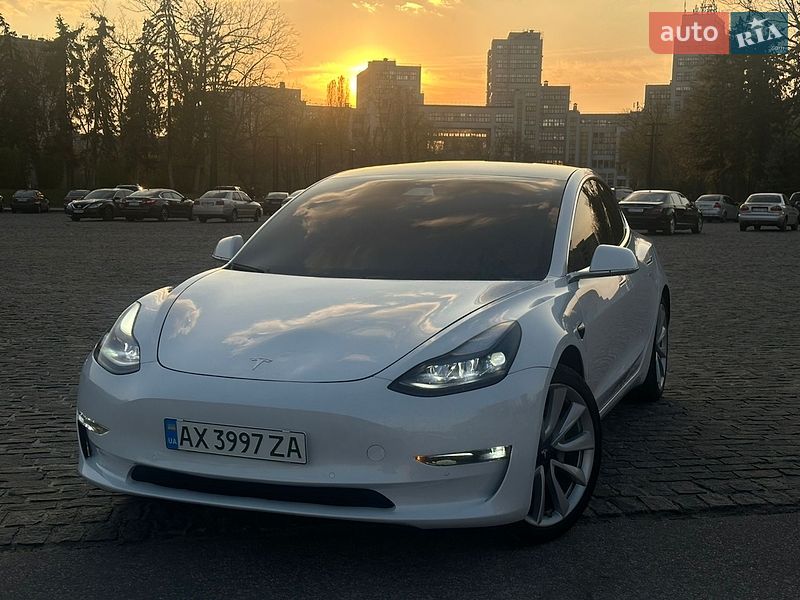 2020 Tesla Model 3, VIN 5YJ3E1EB4LF796076:plate — фото 1 (autoria)