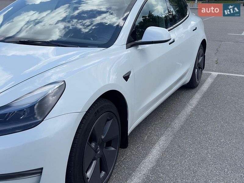 Седан Tesla Model 3 2023 в Броварах фото 8 Седан Tesla Model 3 2023 в Броварах