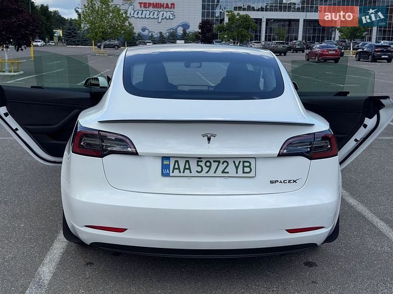 Седан Tesla Model 3 2023 в Броварах фото 15 Седан Tesla Model 3 2023 в Броварах