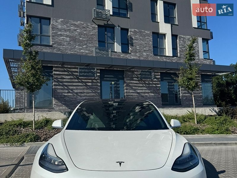 Tesla Model 3 2019 Tesla Model 3 2019