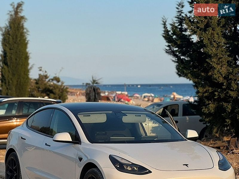Седан Tesla Model 3 2021 в Харькове фото 2 Седан Tesla Model 3 2021 в Харькове