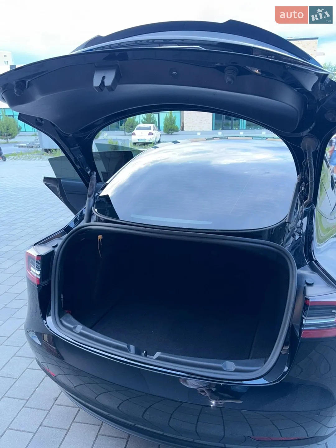 2021 Tesla Model 3 - мініатюра 14