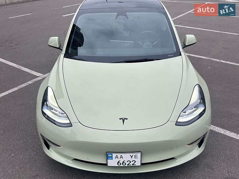 Седан Tesla Model 3 2022 в Киеве фото 2 Седан Tesla Model 3 2022 в Киеве