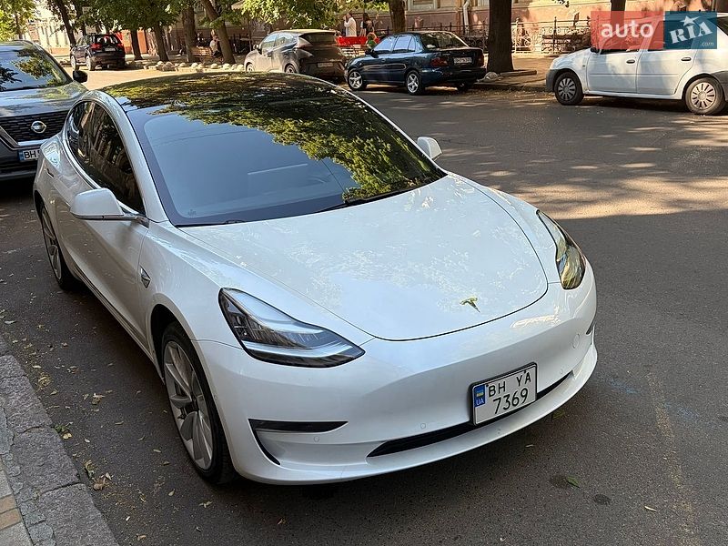 Tesla Model 3 2018 Tesla Model 3 2018