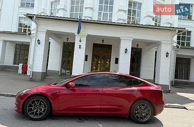 Седан Tesla Model 3 2022 в Білій Церкві