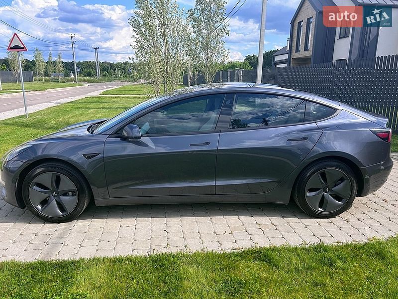 Tesla Model 3 2018