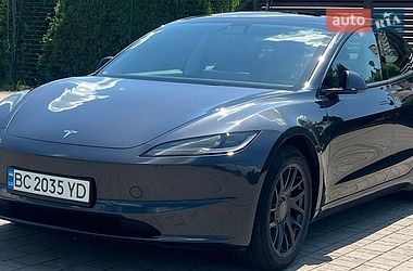 Седан Tesla Model 3 2024 в Стрые