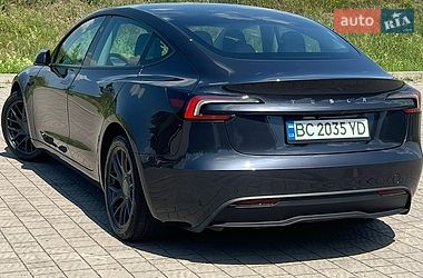 Седан Tesla Model 3 2024 в Стрые