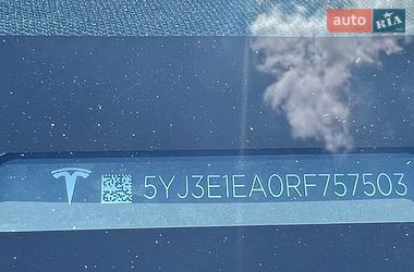 Седан Tesla Model 3 2024 в Стрые