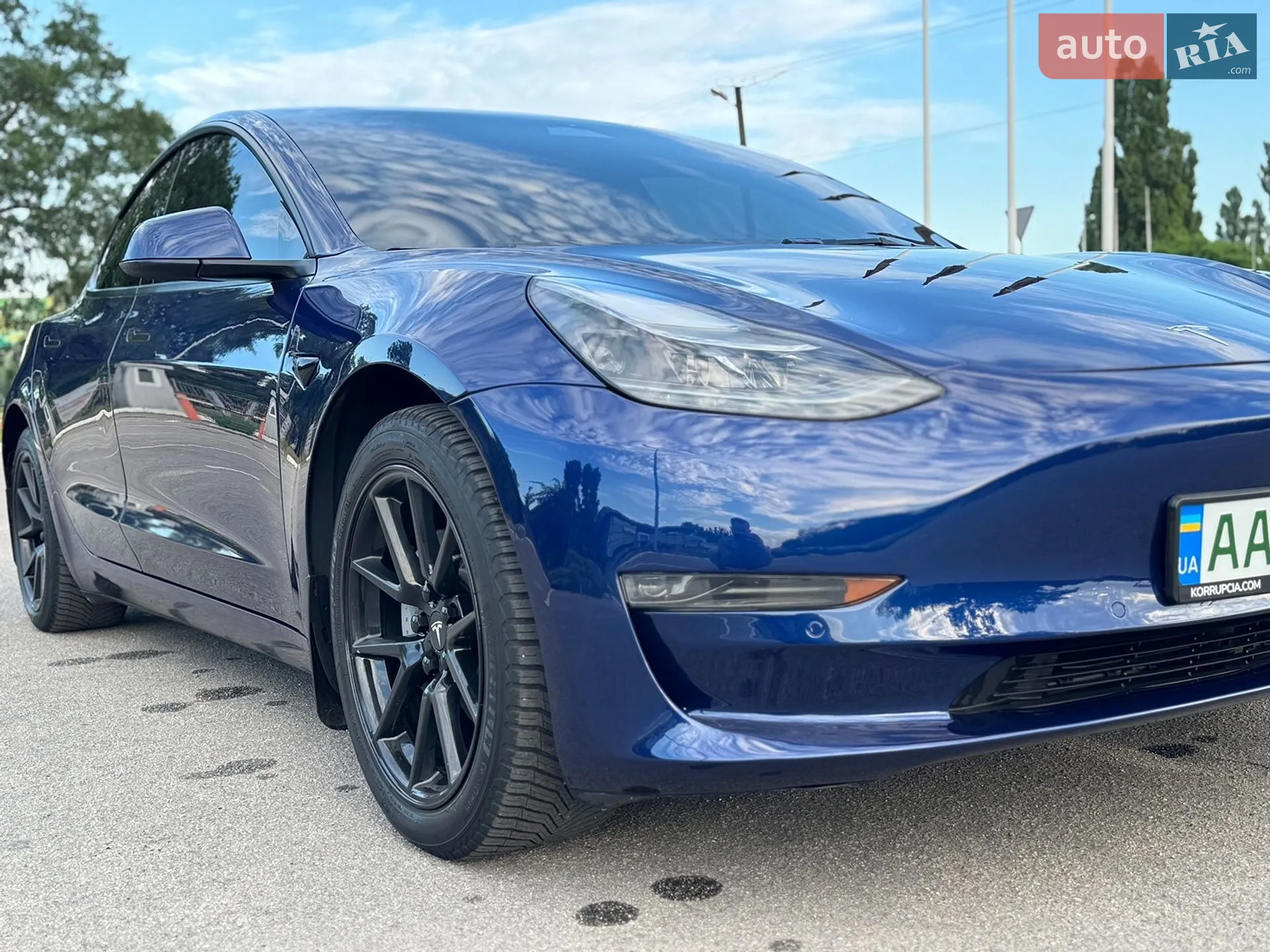 Tesla Model 3 2022 VIN 5YJ3E1EB1NF335677 фото оголошення 19 з 45