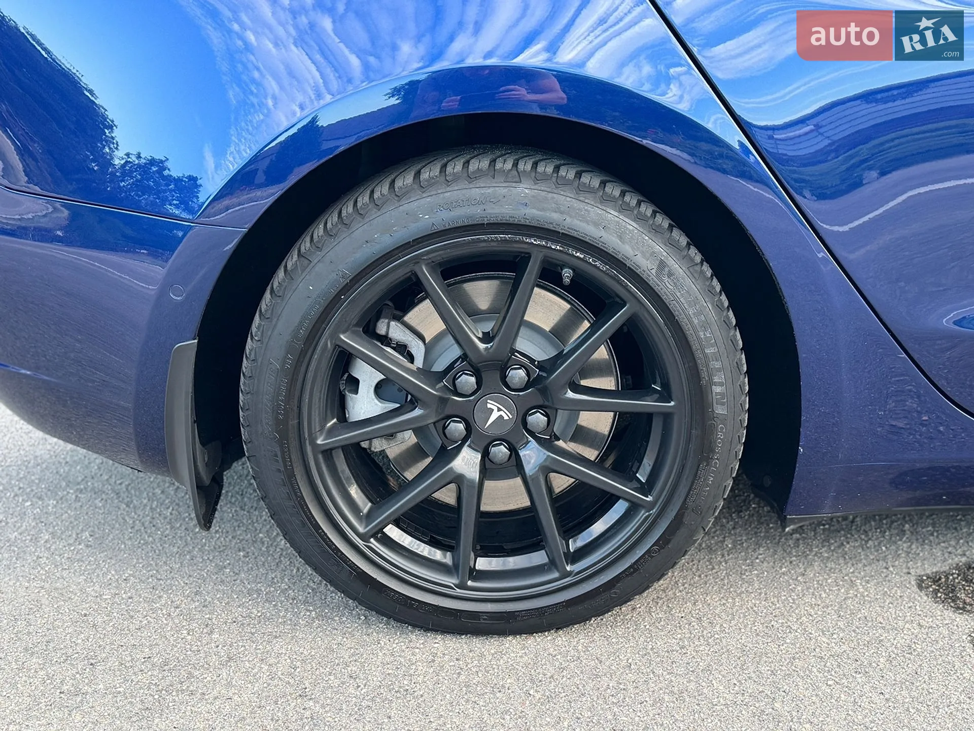 Tesla Model 3 2022 VIN 5YJ3E1EB1NF335677 фото оголошення 27 з 45