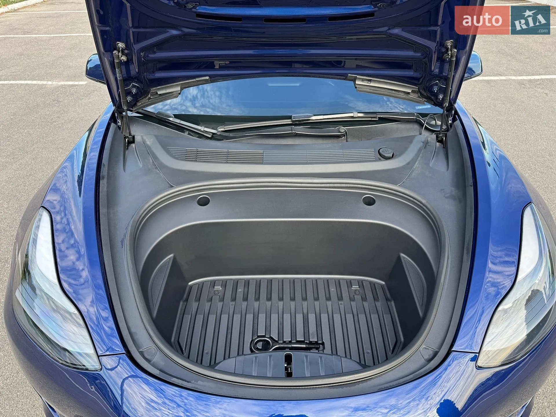 Tesla Model 3 2022 VIN 5YJ3E1EB1NF335677 фото оголошення 44 з 45