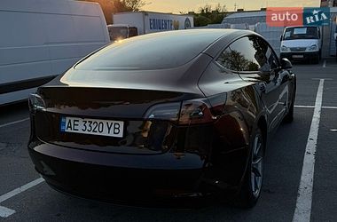 Седан Tesla Model 3 2022 в Дніпрі