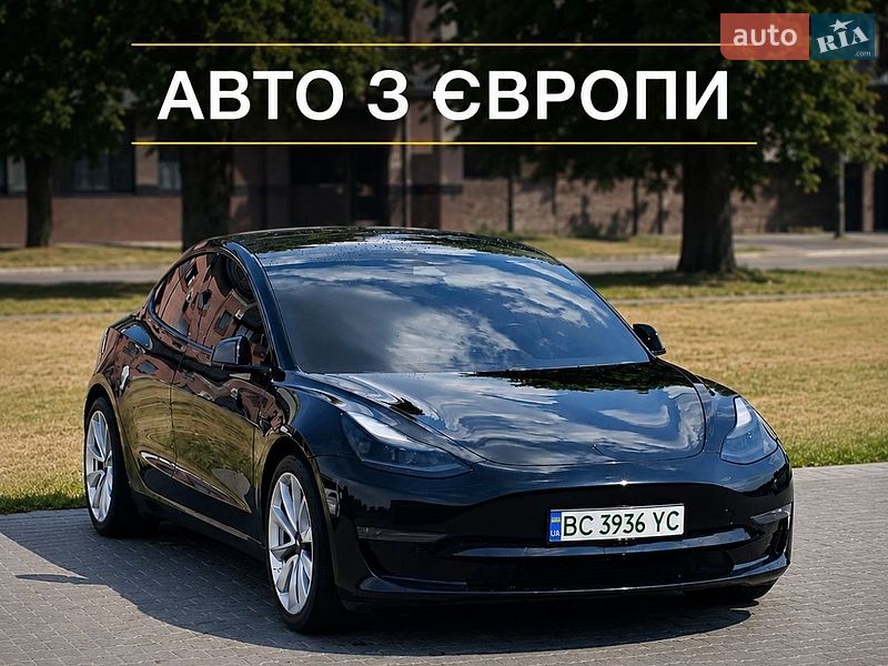 Седан Tesla Model 3 2019 в Шептицькому