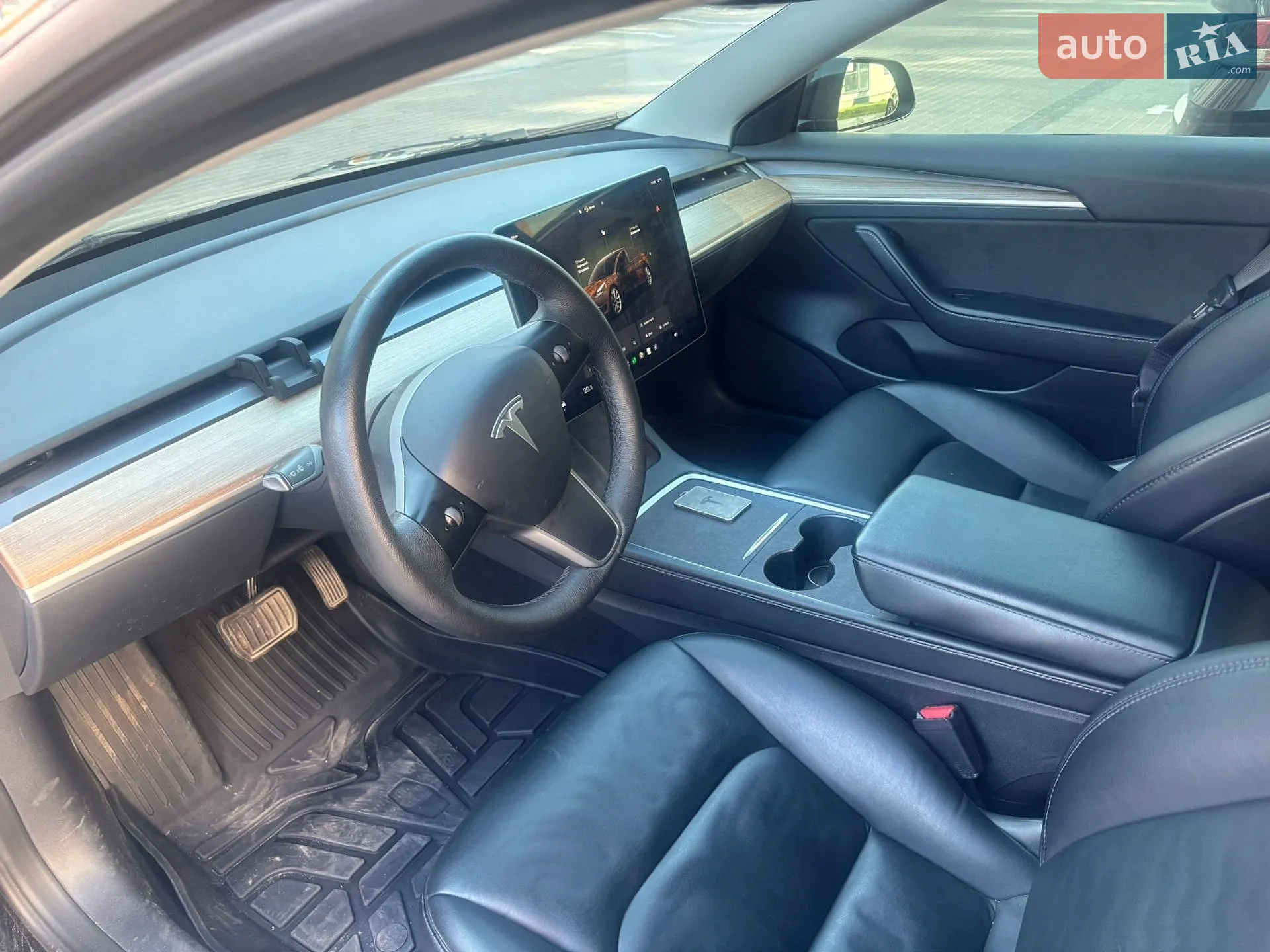 2022 Tesla Model 3 - мініатюра 9