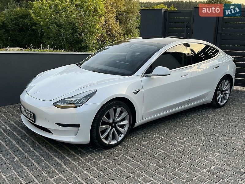 Седан Tesla Model 3 2020 в Житомире фото 2 Седан Tesla Model 3 2020 в Житомире