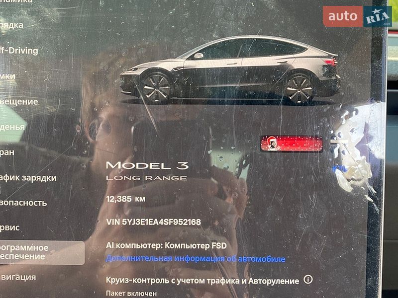 Седан Tesla Model 3 2025 в Черновцах