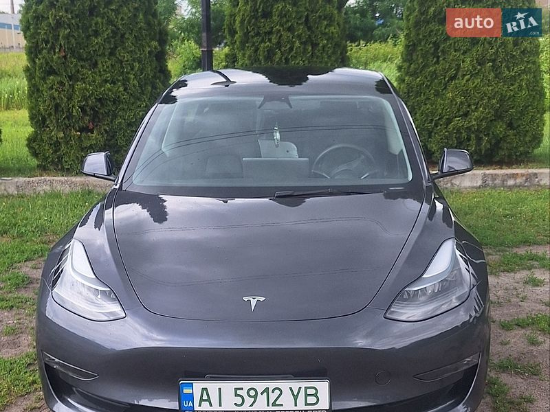 Tesla Model 3 2023