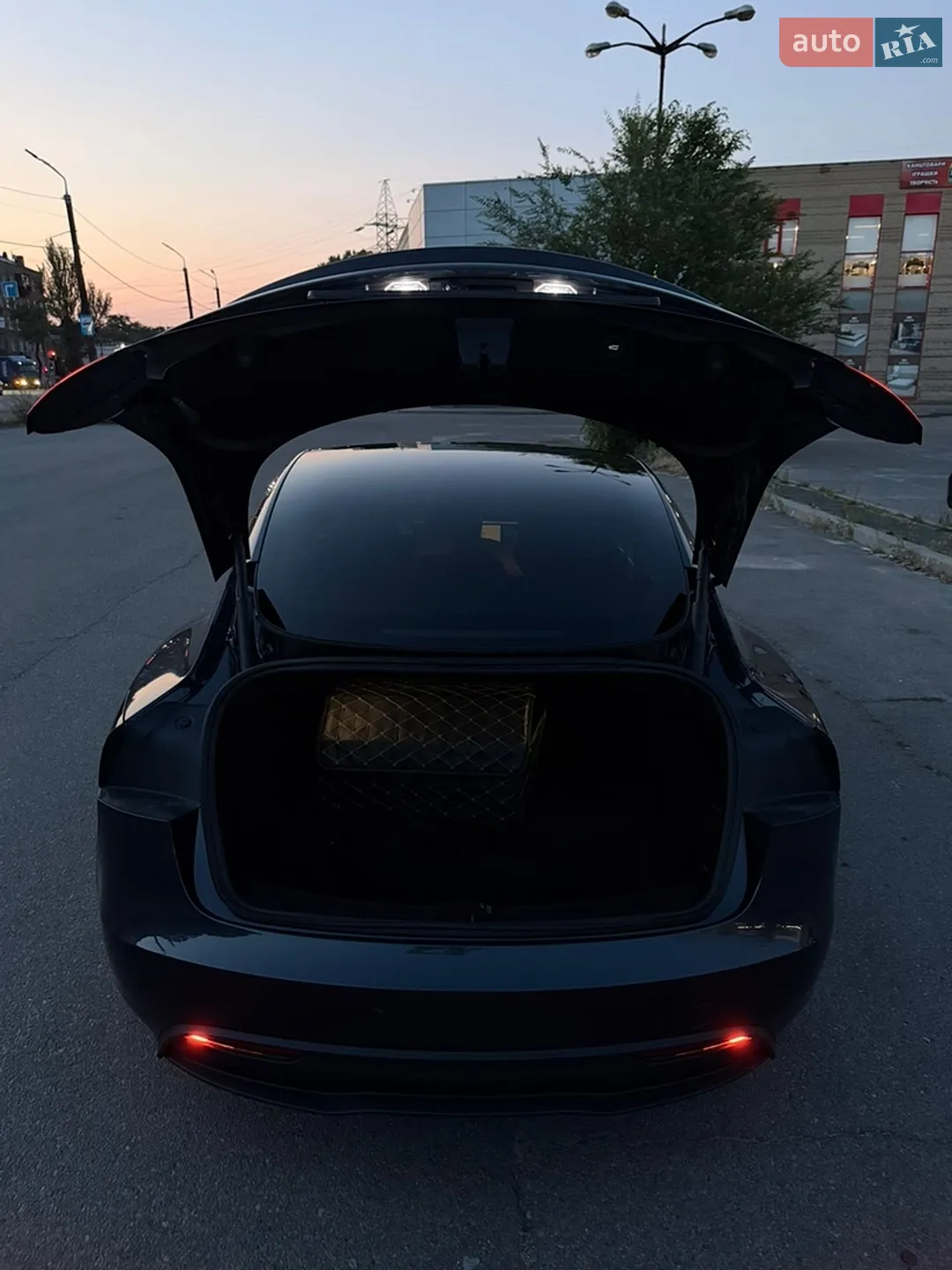 2024 Tesla Model 3 - мініатюра 10