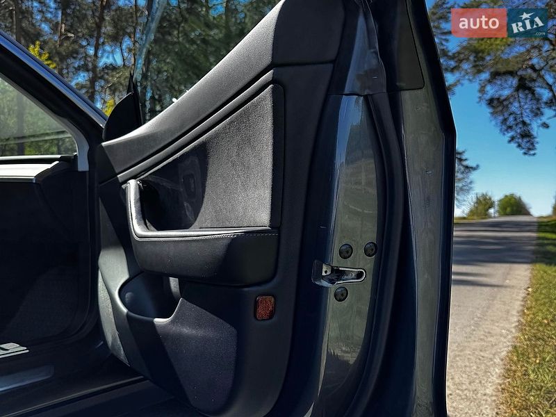 Седан Tesla Model 3 2019 в Луцке