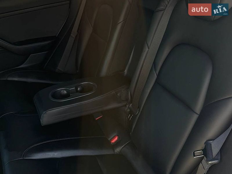 Седан Tesla Model 3 2021 в Золочеве фото 14 Седан Tesla Model 3 2021 в Золочеве