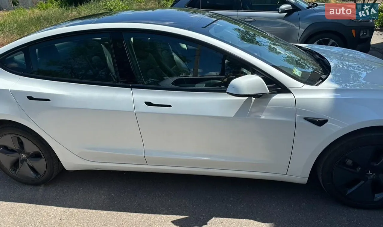 2022 Tesla Model 3 - мініатюра 17
