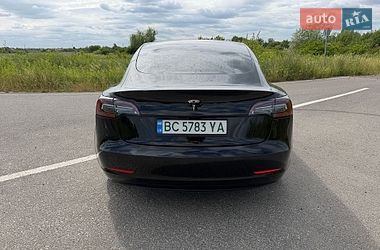 Седан Tesla Model 3 2020 в Городке