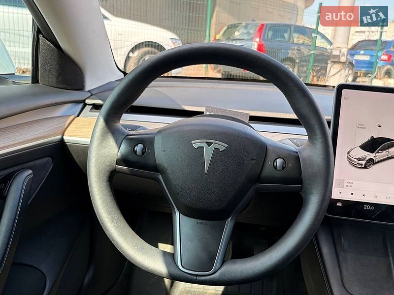 Седан Tesla Model 3 2021 в Киеве фото 15 Седан Tesla Model 3 2021 в Киеве