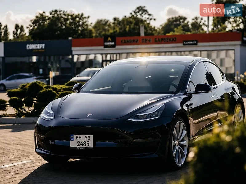 Tesla Model 3