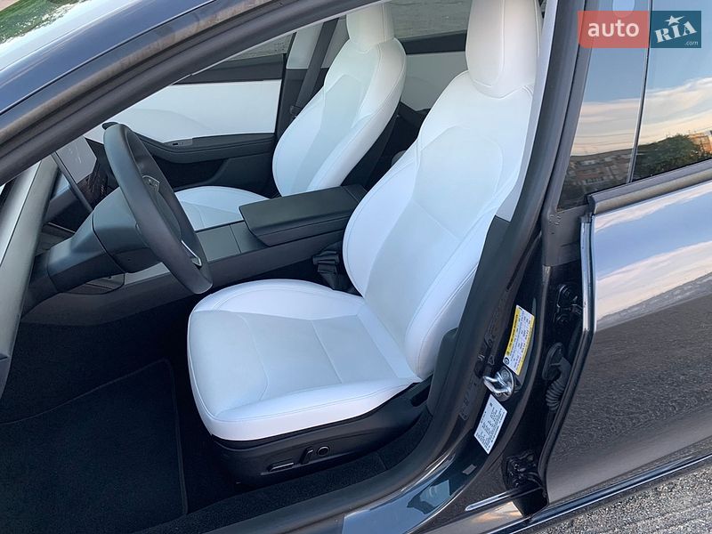 Седан Tesla Model 3 2025 в Киеве фото 12 Седан Tesla Model 3 2025 в Киеве