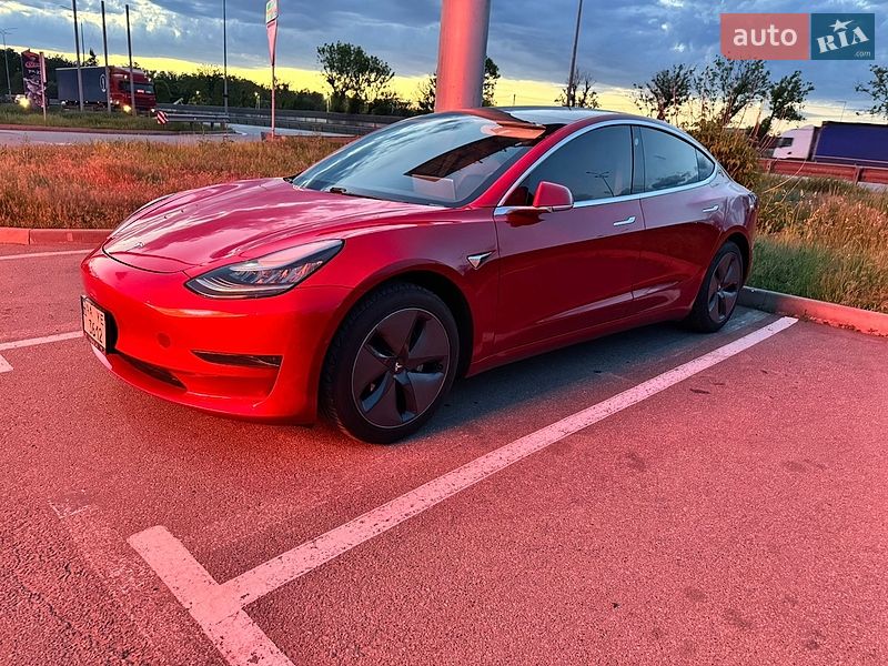 Tesla Model 3 2019 Tesla Model 3 2019