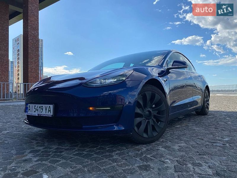 Седан Tesla Model 3 2019 в Днепре