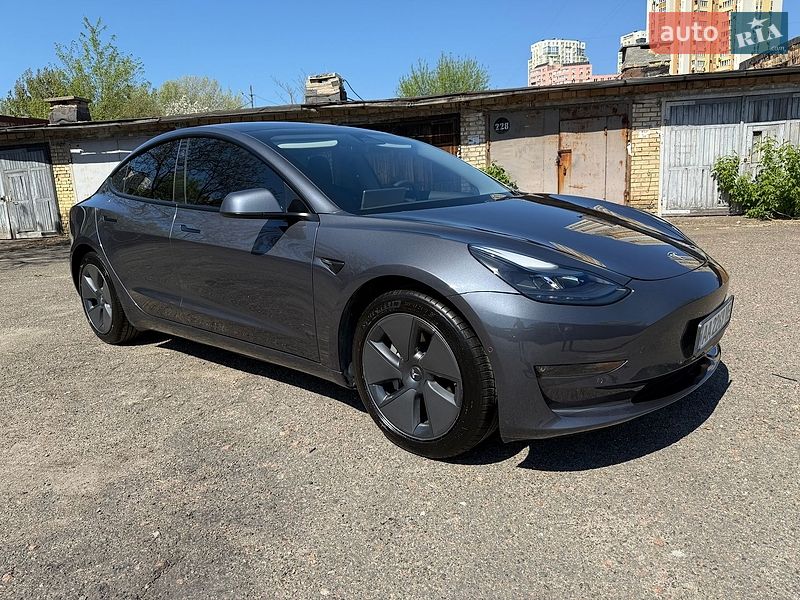 Седан Tesla Model 3 2022 в Киеве фото 34 Седан Tesla Model 3 2022 в Киеве
