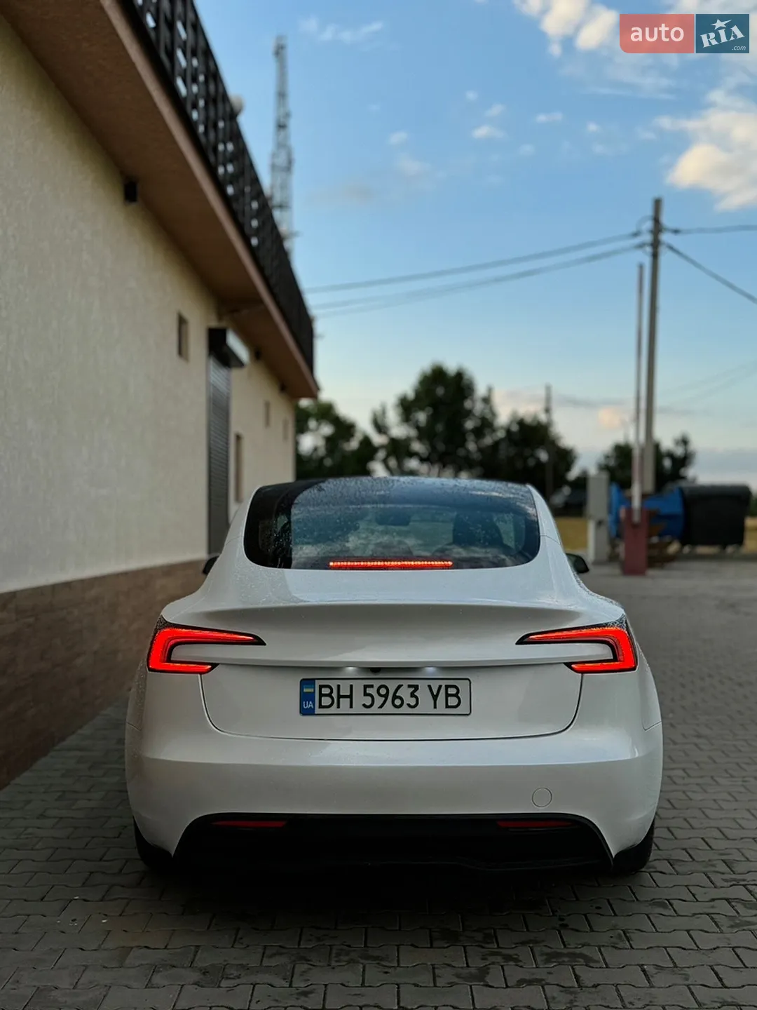2024 Tesla Model 3 - мініатюра 11