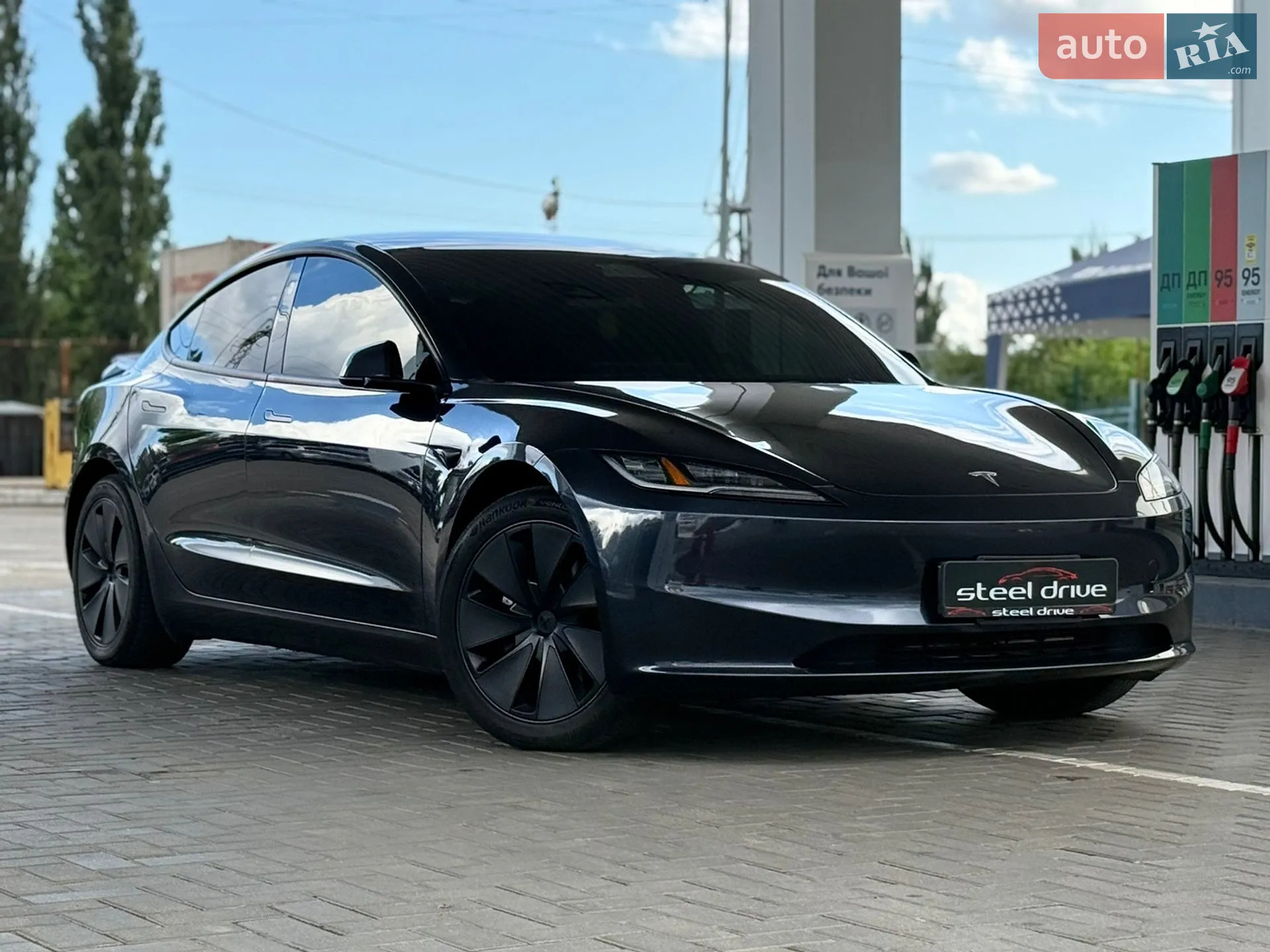 2024 Tesla Model 3 - мініатюра 3